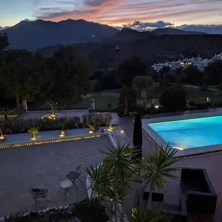 Villa With Pool And Boule Right On Alhaurin Golf Malaga