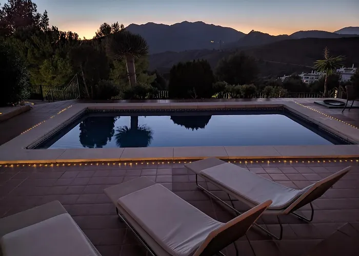 With Pool And Boule Right On Alhaurin Golf Málaga